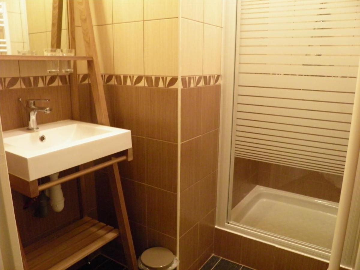 Les Gites Du Monde , Appartements 2 Chambres- 4 Lits Simples Modulables En Lits Doubles Le Havre Exterior photo