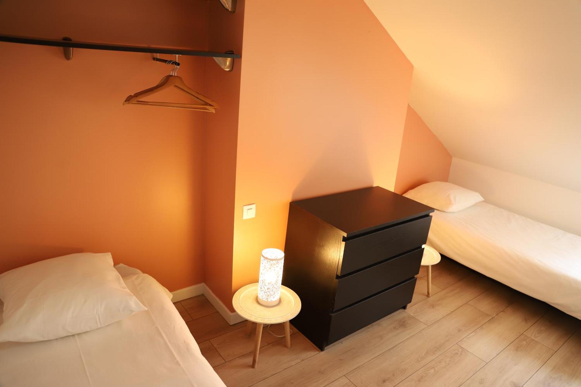 Les Gites Du Monde , Appartements 2 Chambres- 4 Lits Simples Modulables En Lits Doubles Le Havre Exterior photo