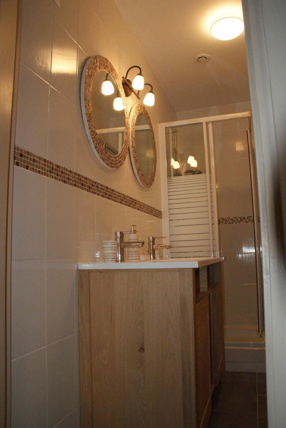 Les Gites Du Monde , Appartements 2 Chambres- 4 Lits Simples Modulables En Lits Doubles Le Havre Exterior photo